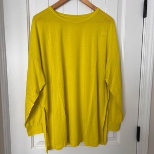 NEW Canary/ Lime Split Hem Workout Tee